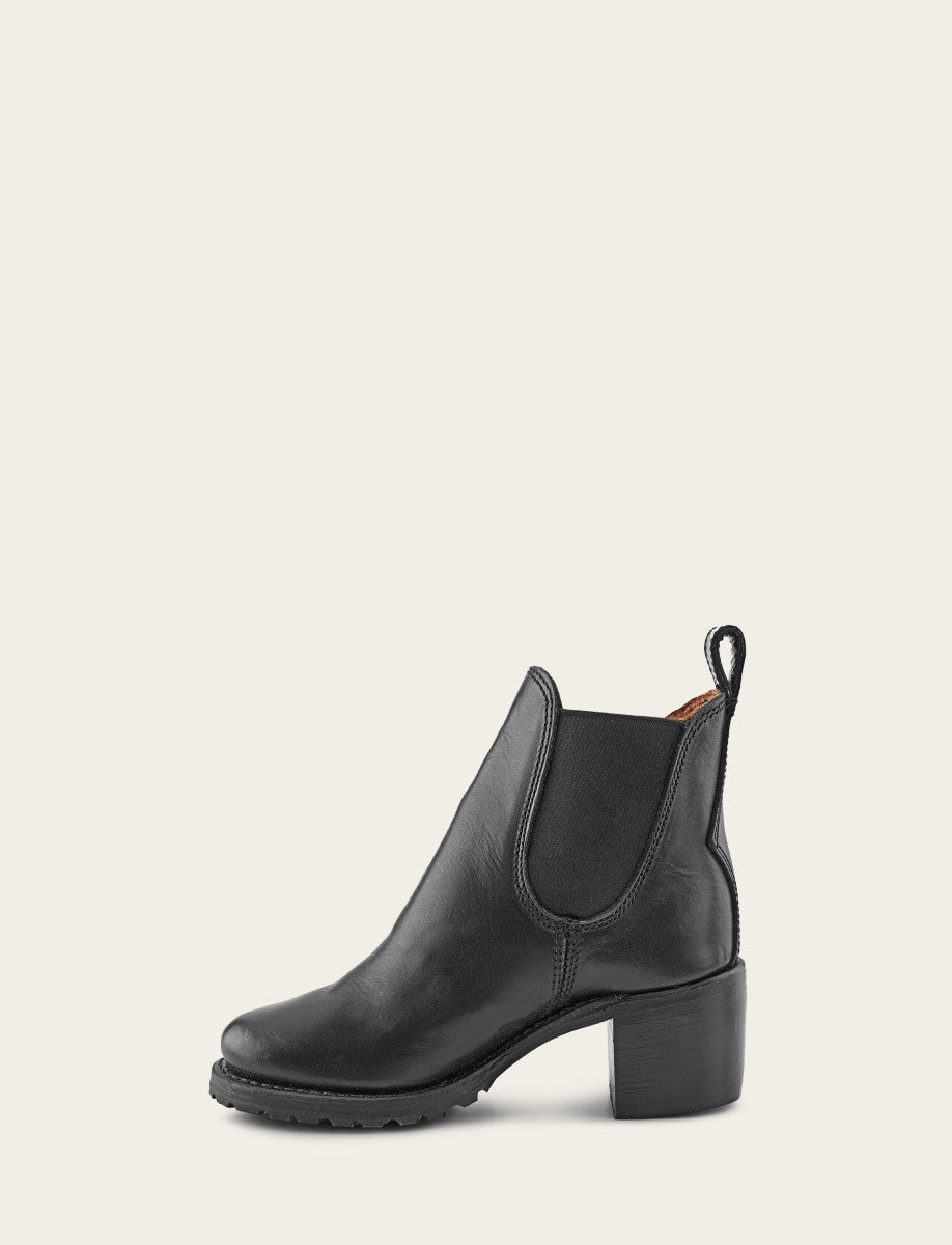 Women's Black Sabrina Chelsea Boots Frye