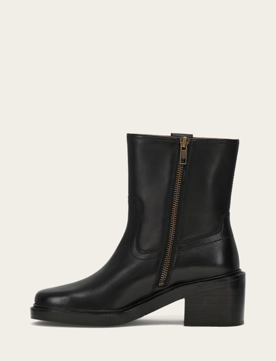 Women's Black Kate Short Inside Zip Boot Frye For Sale