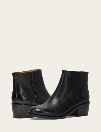 Women's Black Carson 2 Piping Booties Frye USA