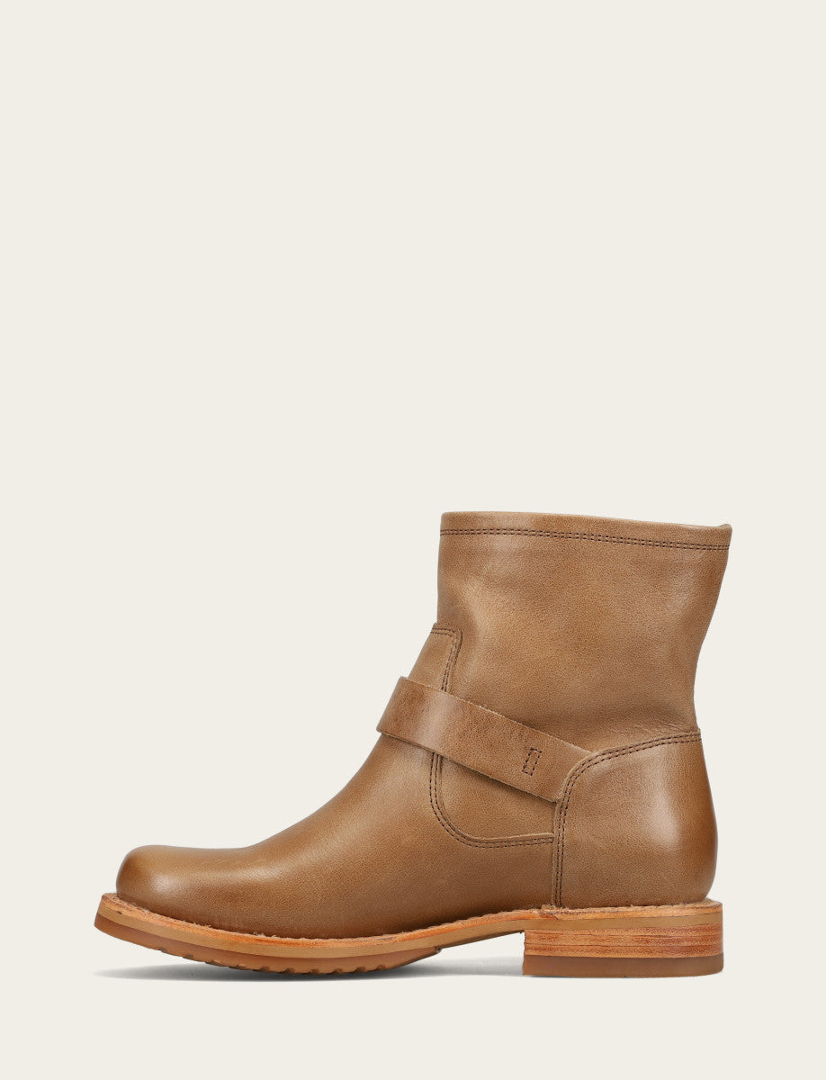 Women's Beige Veronica Flex Booties Frye Outlet
