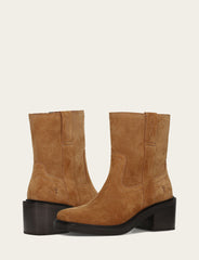 Women's Toffee Kate Short Inside Zip Boot Frye USA