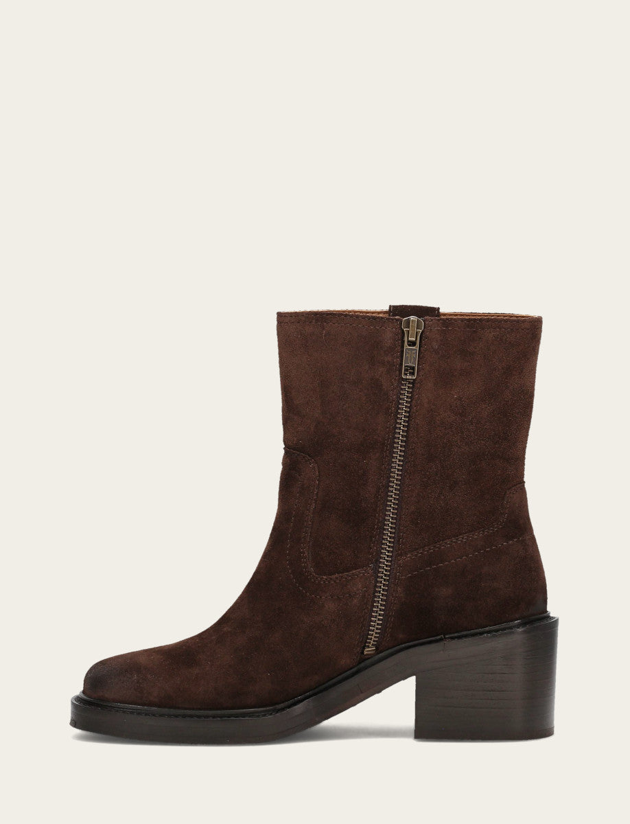 Women's Chocolate Kate Short Inside Zip Boot Frye Near me