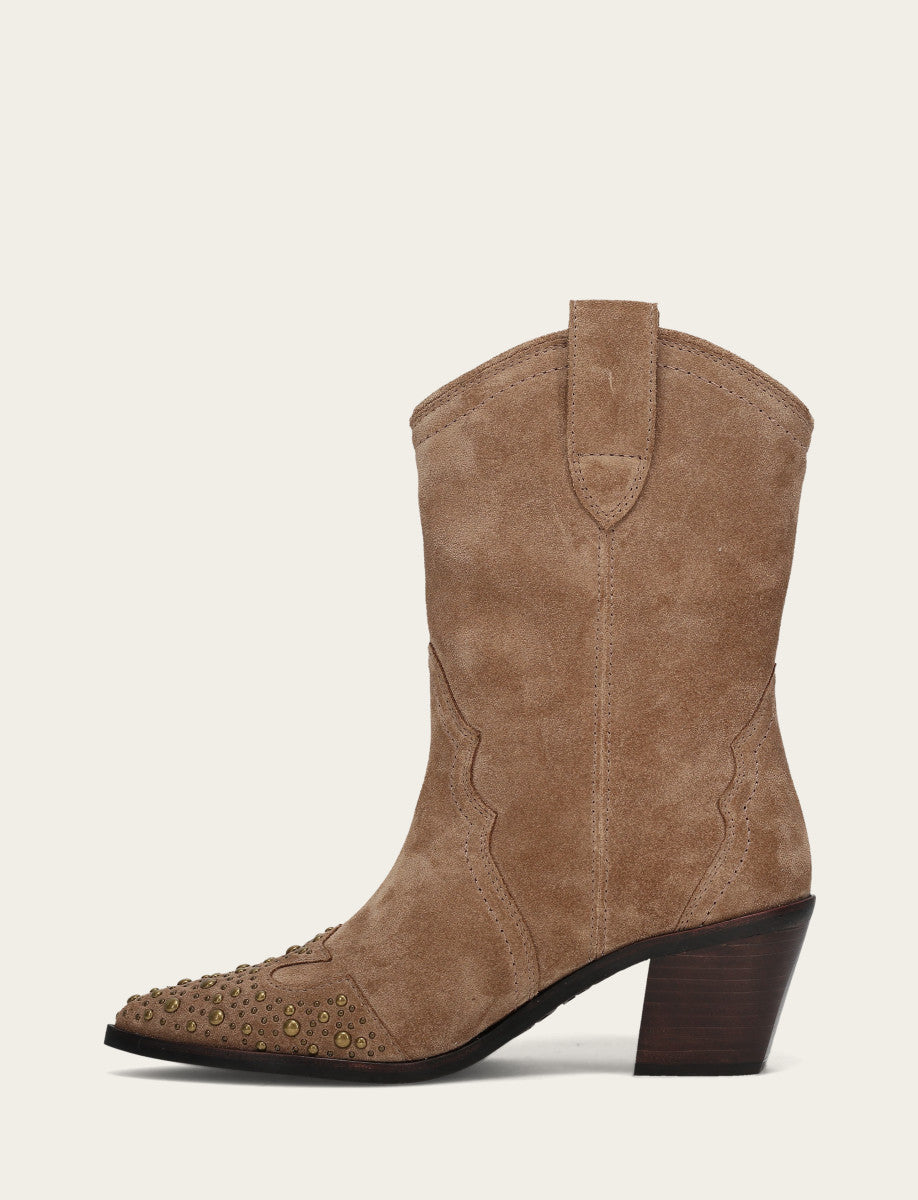 Women's Almond Sara Wingtip Stud Boot Frye On sale