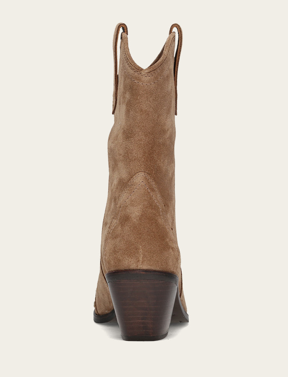 Women's Almond Sara Wingtip Stud Boot Frye On sale