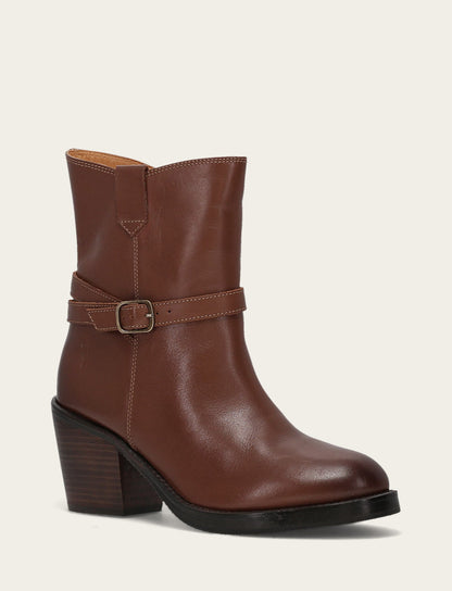 Women's Walnut Rylee Belted Inside Zip Boot Frye For Sale