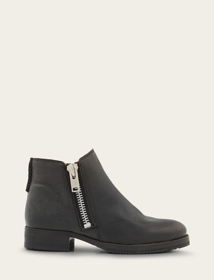 Women's Black Madison Moto Shooties Frye On sale