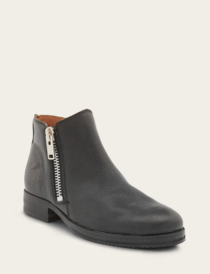 Women's Black Madison Moto Shooties Frye On sale