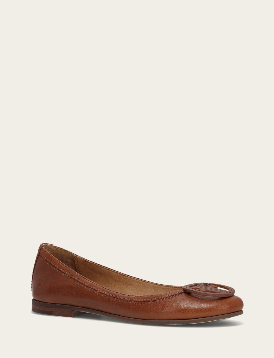 Women's Cinnamon Carson Logo Ballet Shoe Frye