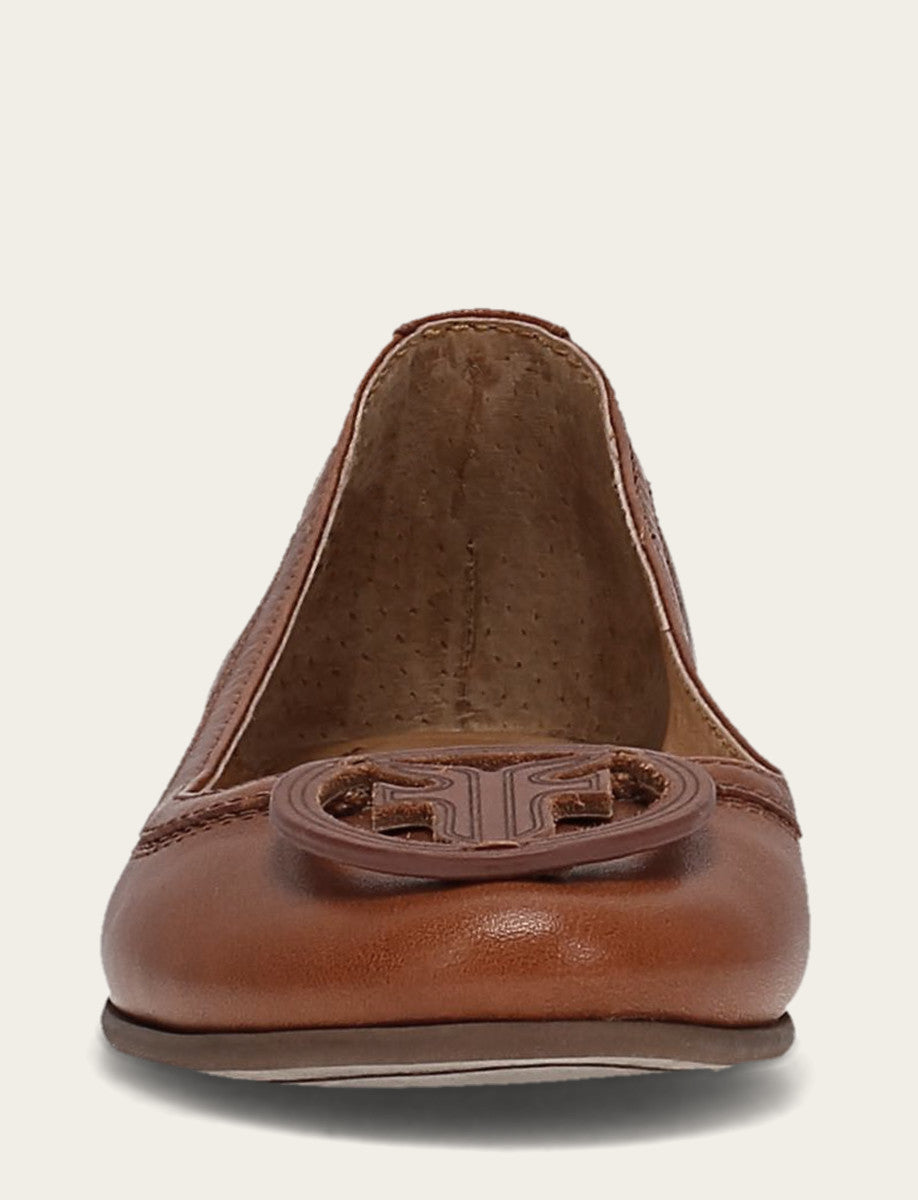 Women's Cinnamon Carson Logo Ballet Shoe Frye