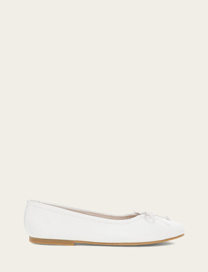 Women's White Emma Ballet Flats Frye On sale