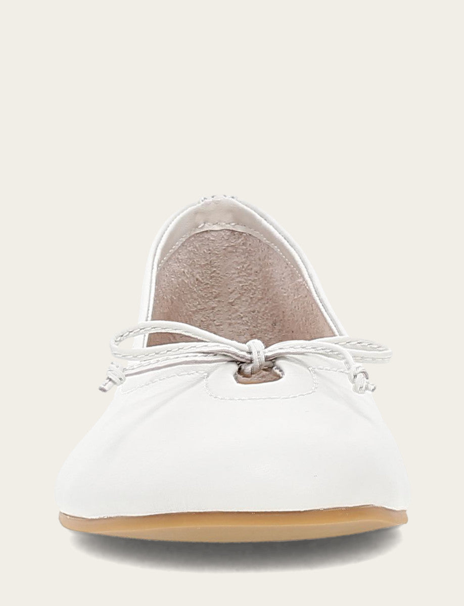 Women's White Emma Ballet Flats Frye On sale