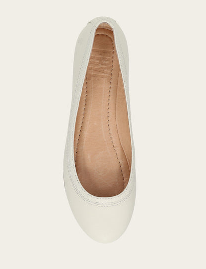 Women's White Carson Ballet Flats Frye Online