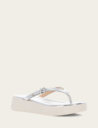Women's Silver Maya Buckle Thong Sandals Frye Sale