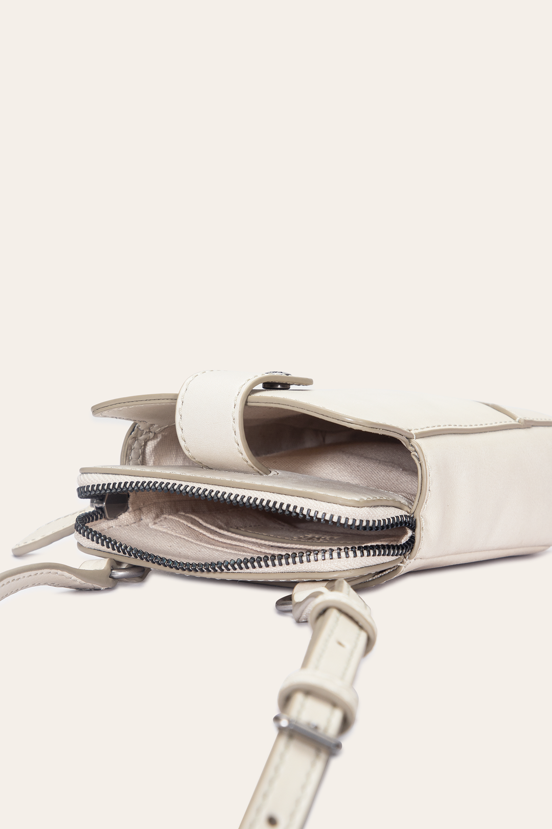 Melissa Oat Phone Crossbody Frye For Sale