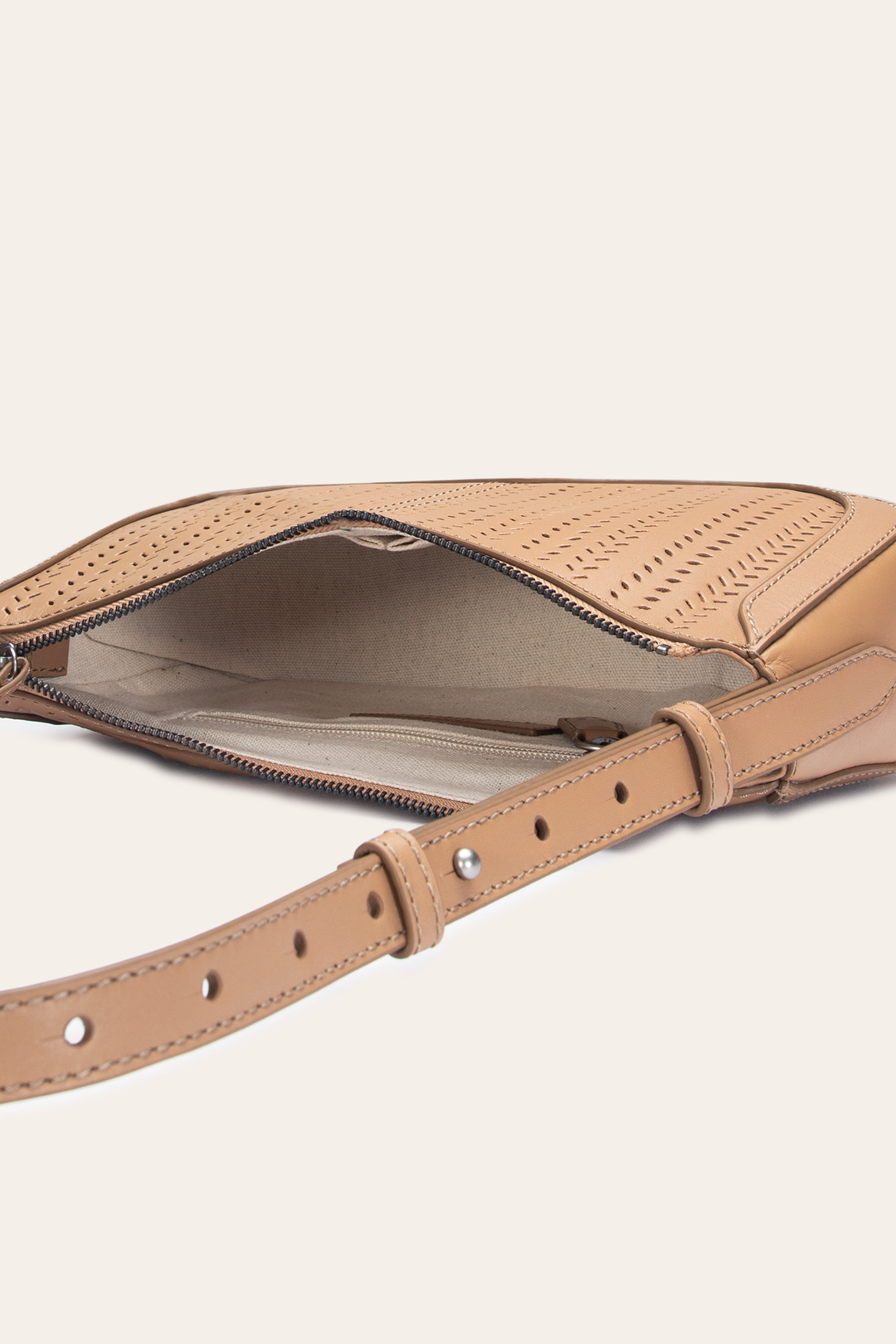 Stella Baguette in Beige Frye Online
