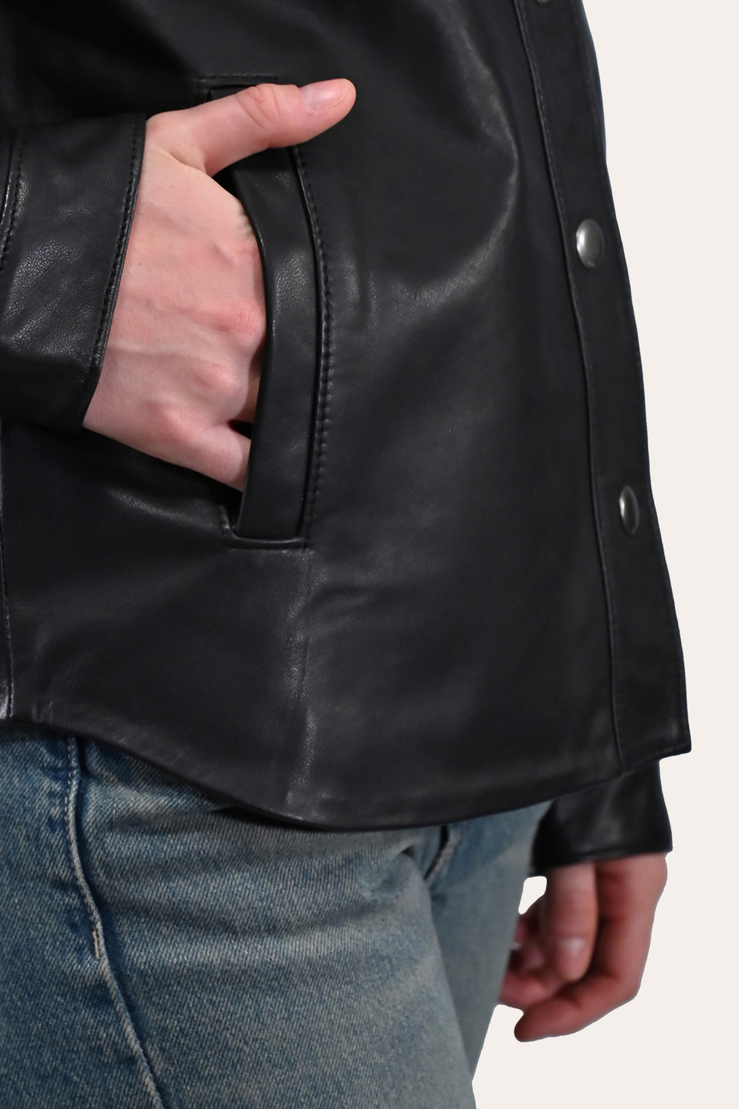 Women’s Black Obadiah Leather Shacket Frye Outlet