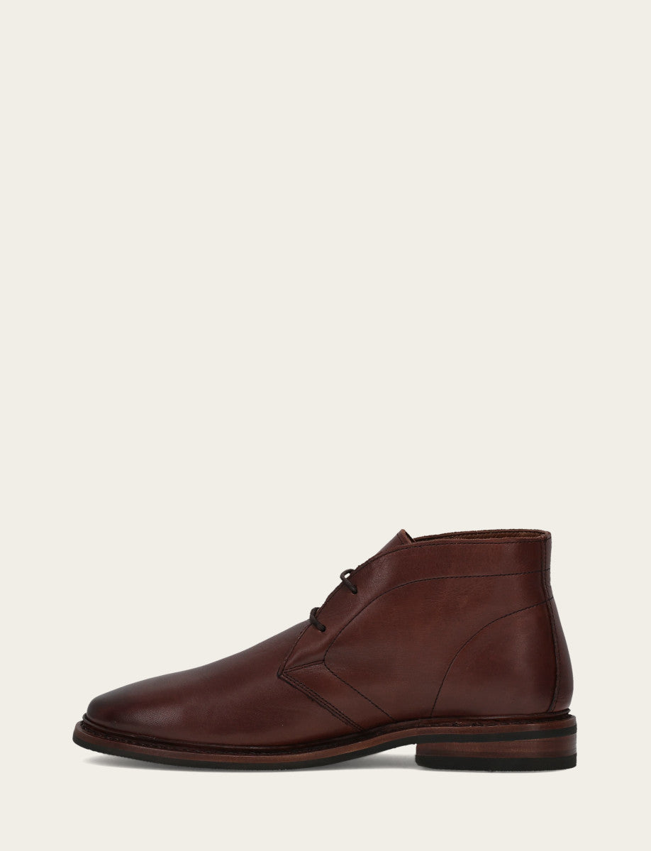 Men’s Brown Oiled Leather Paul Chukka Boots Frye us