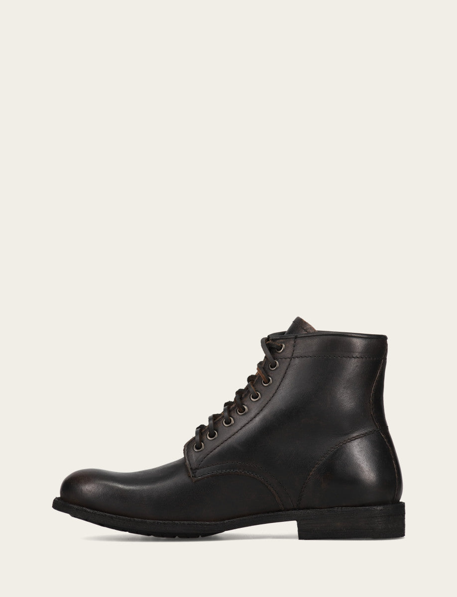 Men's Antiqued Black Tyler Flex Lace Up Boots Frye Outlet