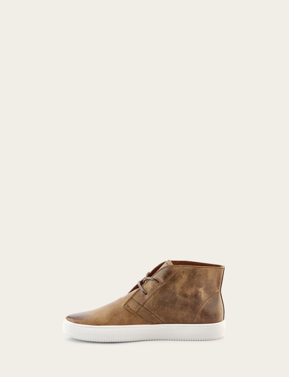 Men's Tan Astor Chukka Boots Frye
